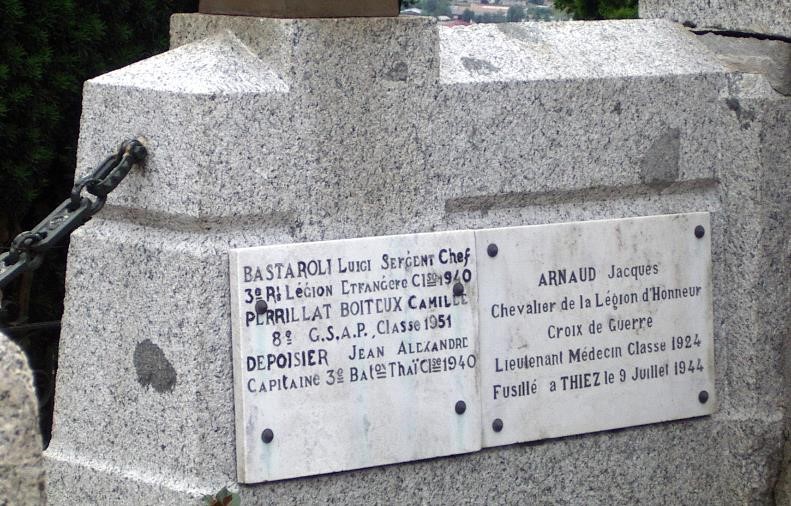 Monument aux morts de Passy : 2e Guerre mondiale (cliché Bernard Théry)