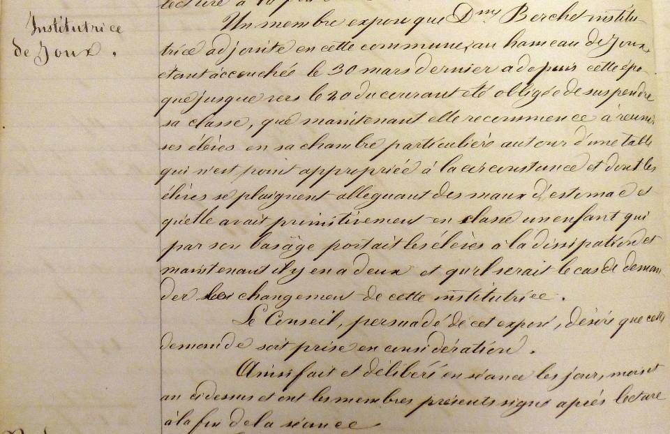 Archives municipales de Passy, 1873 : délibération sur l'institutrice de Joux qui vient d'accoucher