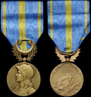 Médaille commémorative d’Orient (Site Wikipedia, art. Médaille commémorative d’Orient) 
