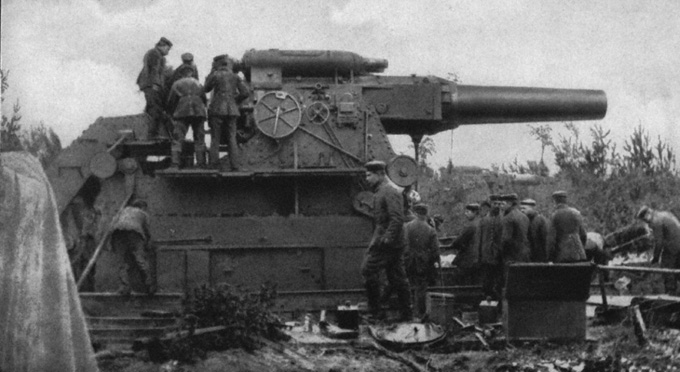 L’artillerie lourde sur voie ferrée : canon allemand de 420 mm (site cheminots.net)