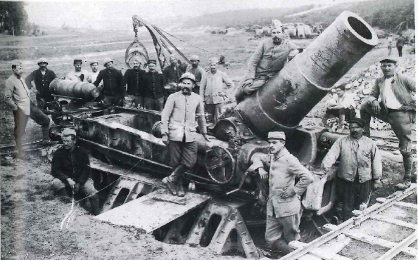 Septembre 1916, mortier français de 370 (site fortificationetmemoire.fr)