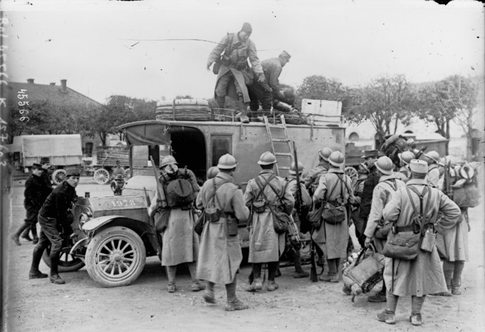 Transport de troupes (source : gallica Site pages14-18, sujet 9073 )